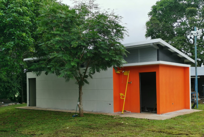 Bodega de Reactivos y Cristalería